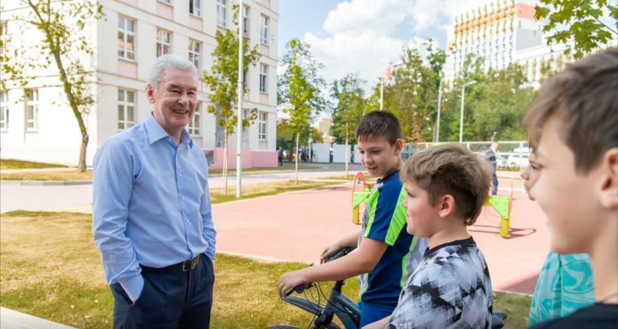 Собянин: Открыли новую школу на Партизанской улице в Кунцево