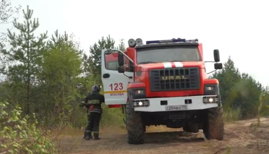 Более 24 тыс. тонн воды сброшено 17 воздушными судами на природные пожары в Рязанской области