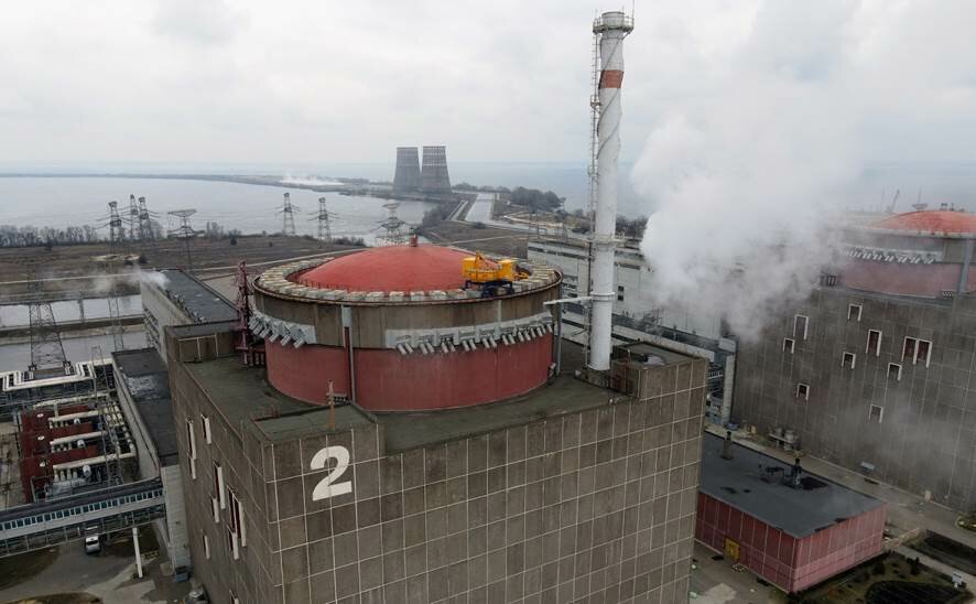 Украина продолжает обстрел территории Запорожской АЭС