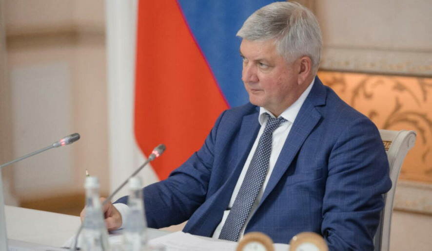 Губернатор Воронежской области дал первые поручения по бытовой помощи жителям дома, в который попал БПЛА