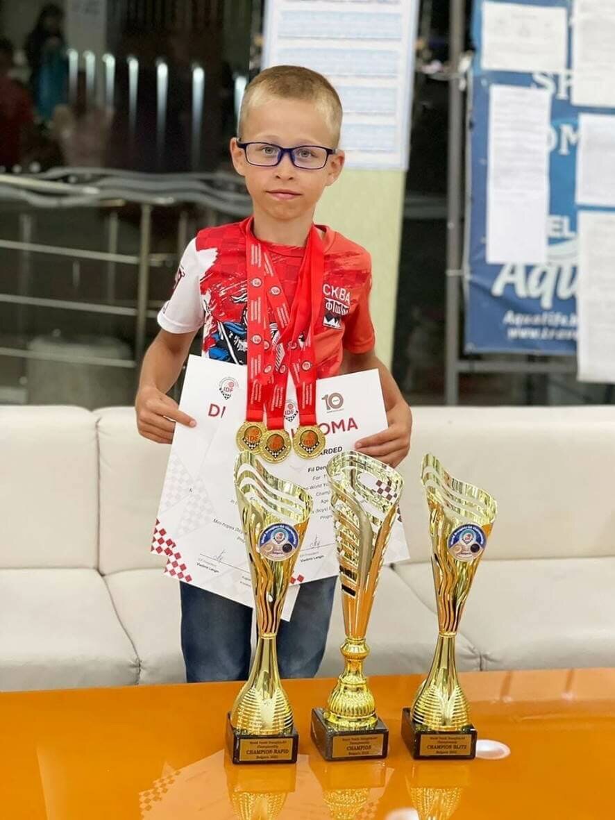 Московский школьник стал абсолютным чемпионом мира по шашкам
