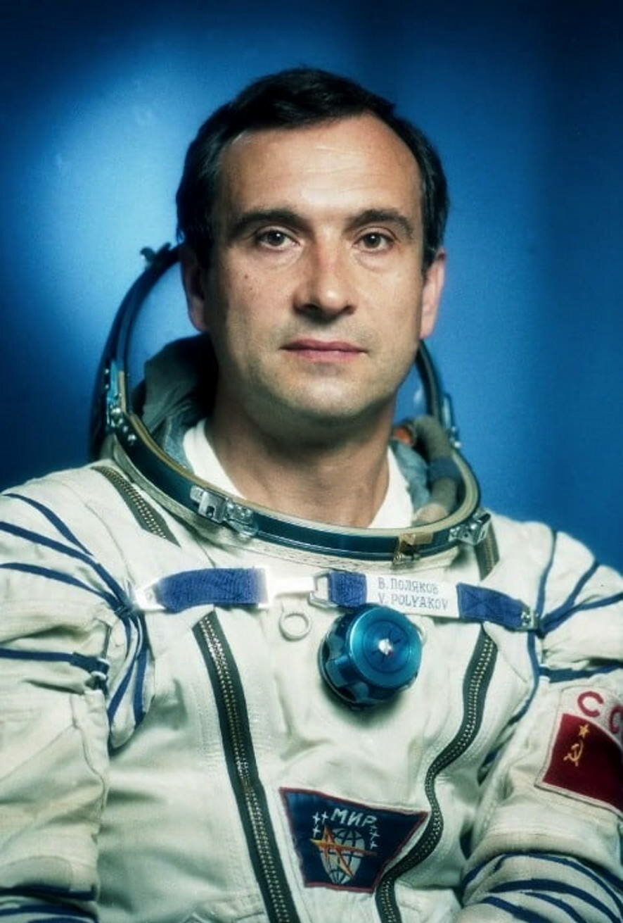 На 81-м году жизни скончался Герой Советского Союза, Герой России летчик-космонавт Валерий Поляков