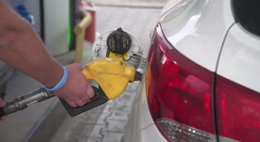 Александр Новак поручил принять срочные меры по снижению цен на топливо на АЗС