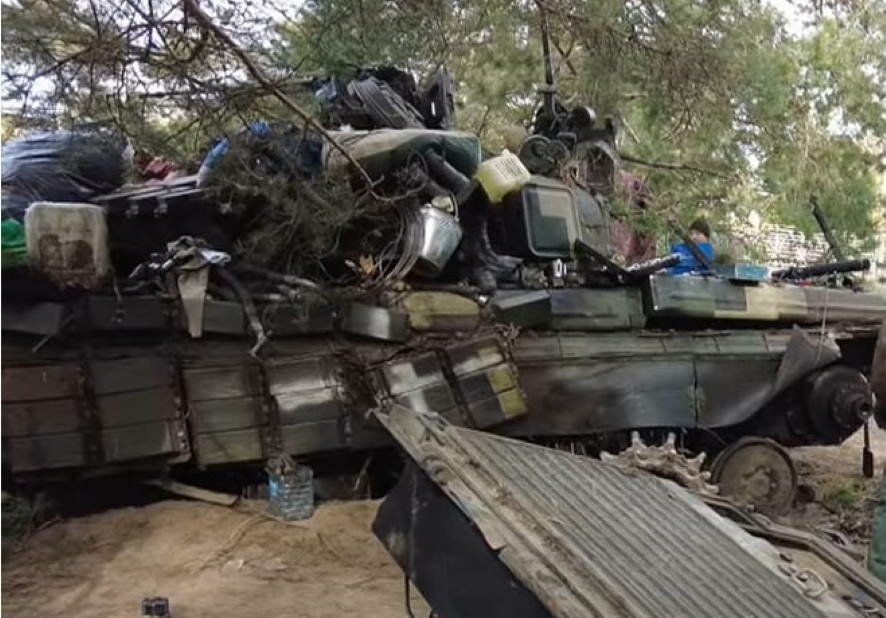 Сбит вертолет Ми-8 и уничтожено пять складов боеприпасов: потери ВСУ на 28 октября