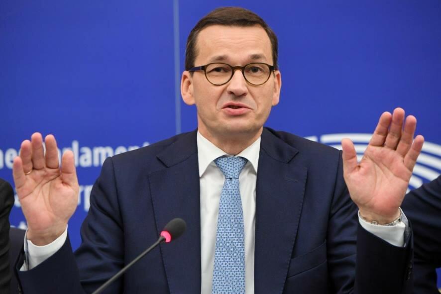 Премьер Польши Моравецкий заявил, что заплатить 13 трлн евро репараций выгодно Германии