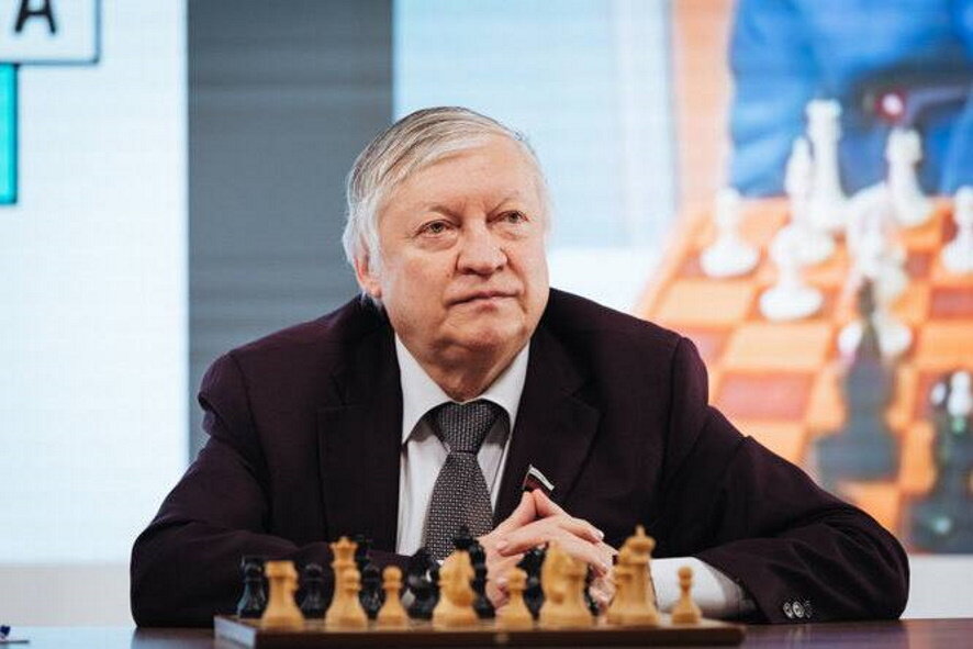 Бывший чемпион мира по шахматам Анатолий Карпов находится в крайне тяжёлом состоянии