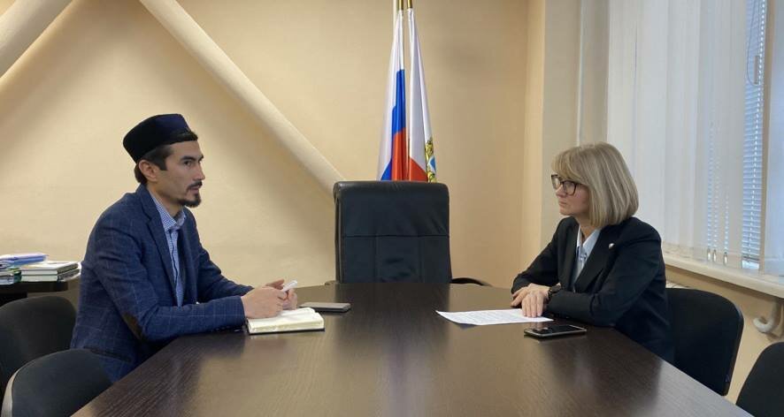 Наталья Трошина провела встречу с президентом Саратовской региональной общественной организации Национально-культурный узбекский центр «Туран» («Страна»)