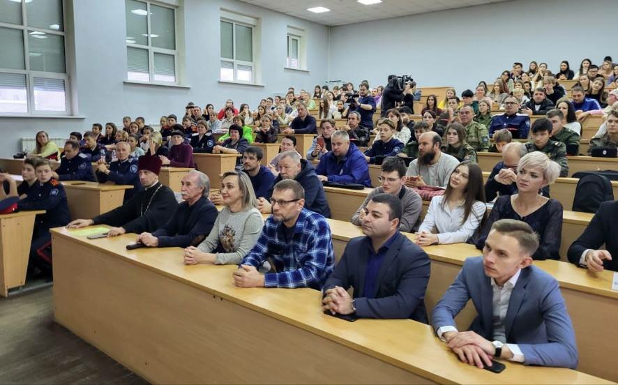 В Саратове стартовал Всероссийский семинар-практикум по казачьей культуре