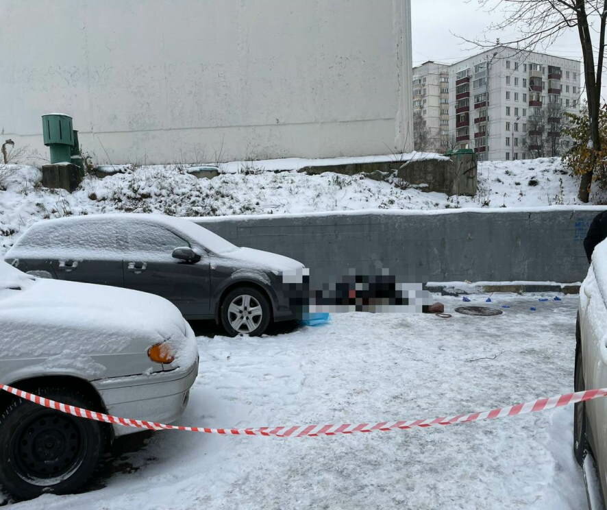 На Севастопольском проспекте в столице обнаружено тело женщины с признаками насильственной смерти