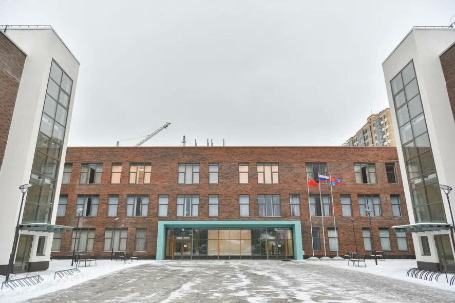 Две новые школы заработали в Московской области