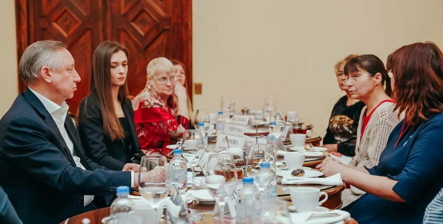 В Петербурге создадут общественный совет при губернаторе, в который войдут жены и матери мобилизованных для участия в СВО