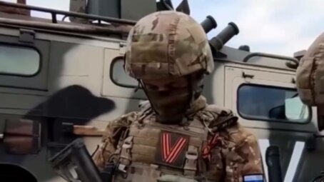 Больше 15 тыс. писем военнослужащим написали юные москвичи ко Дню народного единства