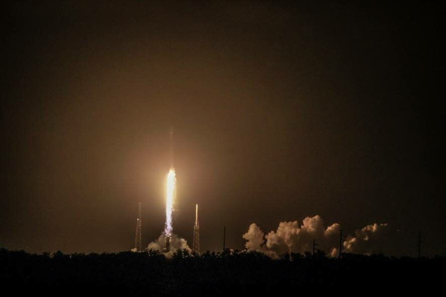 SpaceX вывела в космос ракету Falcon 9 с японским лунным модулем и первым арабским луноходом