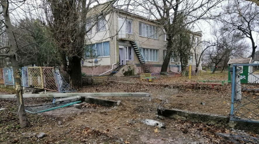 ВСУ обстреляли детский сад в городе Алешки, ранены двое детей