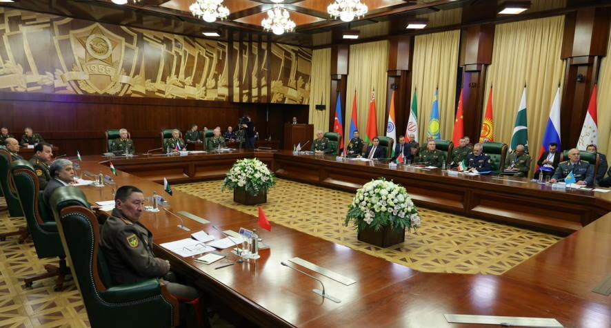 Главы оборонных ведомств ШОС и СНГ подписали совместное коммюнике по итогам встречи