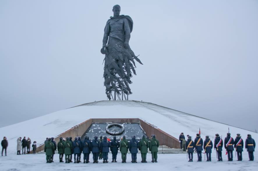 Первая в 2023 году присяга прошла у Ржевского мемориала Советскому солдату
