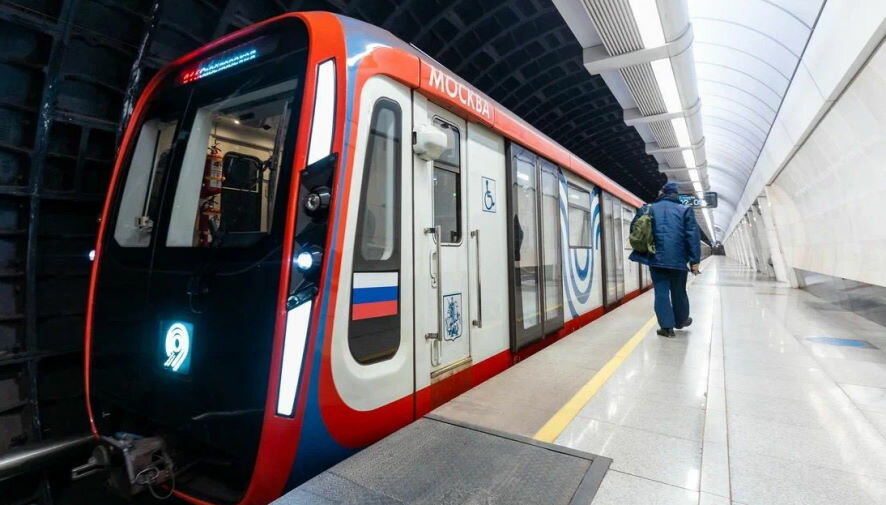 Сергей Собянин: в 2023 году в метро появятся около 300 новейших вагонов «Москва-2020»