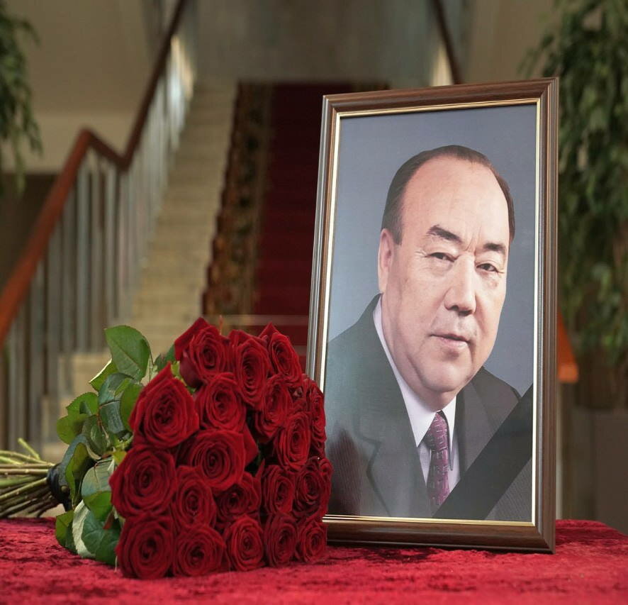 Глава Башкортостана Радий Хабиров поручил внести предложения по увековечению памяти Муртазы Губайдулловича Рахимова