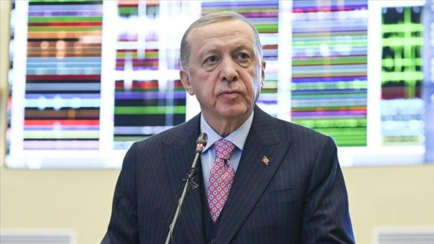 Президент Турции продолжает координировать работы в зоне бедствия