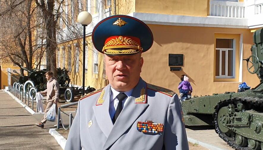 Генерал Гурулев: Почему нельзя лучших сынов партии рекрутировать в армию для работы