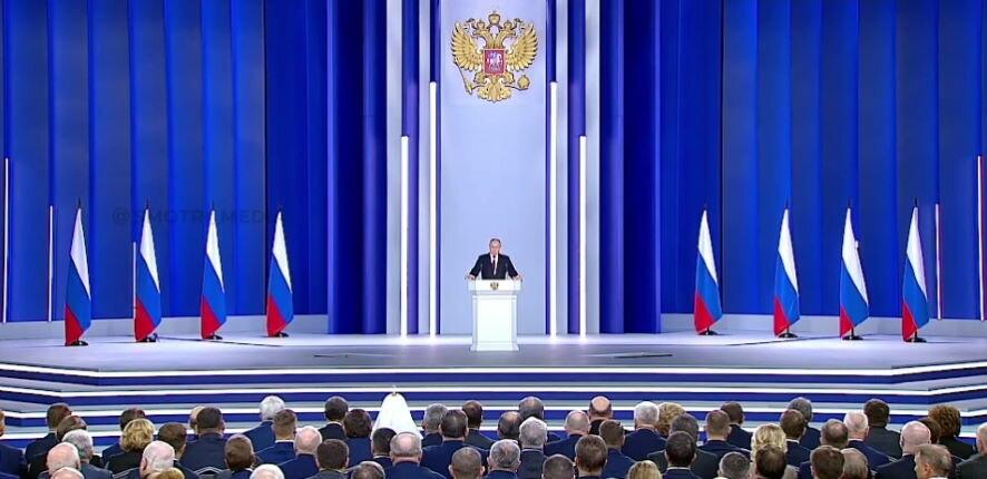 Собянин: В своем послании Президент России Владимир Владимирович Путин подвел итоги нынешнего сложного периода в жизни страны, дал оценку работе всех органов власти
