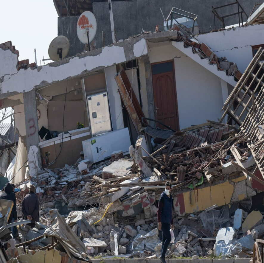 На границе Сирии и Турции — новое мощное землетрясение