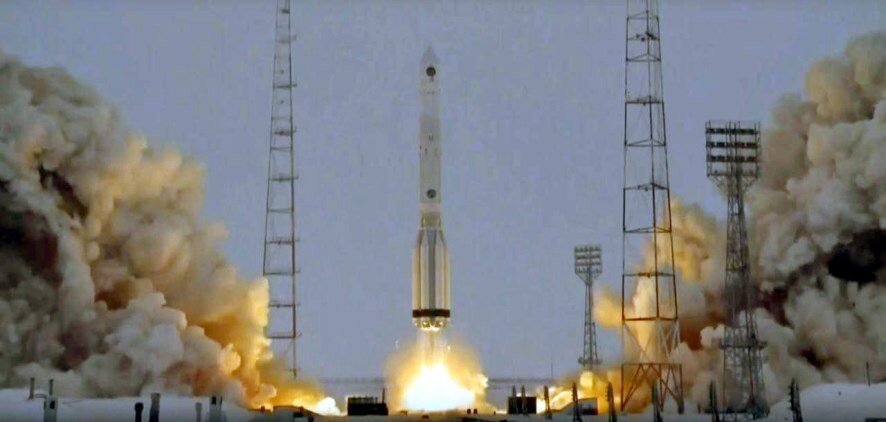 Ракета «Протон» с метеоспутником «Электро-Л» стартовала с Байконура