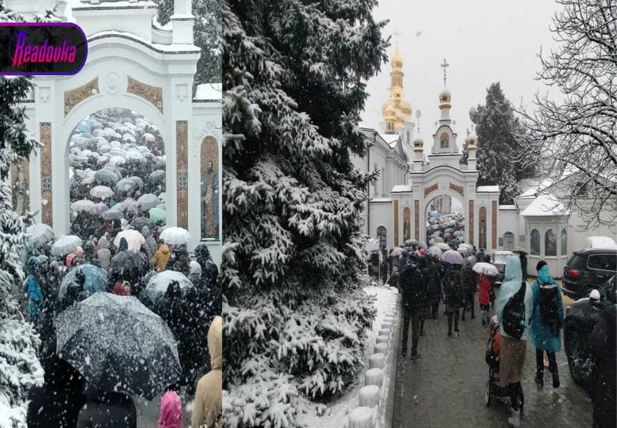 На службе в Нижней Лавре в Киеве, откуда пытаются выгнать священников УПЦ, собрались тысячи людей
