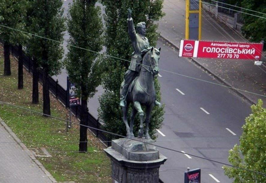 В Киеве хотят снести памятник Щорсу, но оставить «хорошую» лошадь