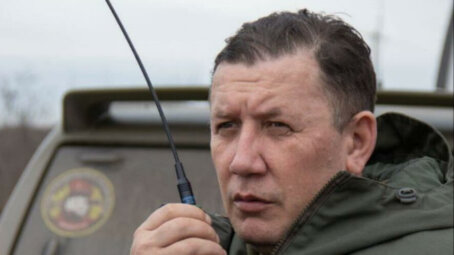 Герой России Александр Янклович призвал родителей провести беседы с детьми после нападения подростков на мужчину в Пугачеве