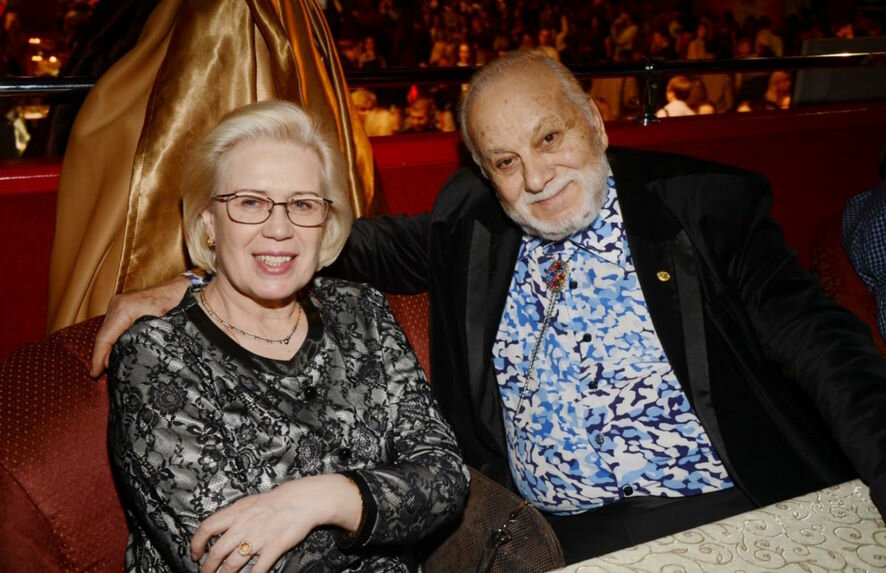 Киркоров подал на развод из-за романа с другой женщиной