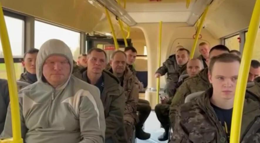 Начался большой обмен военнопленными