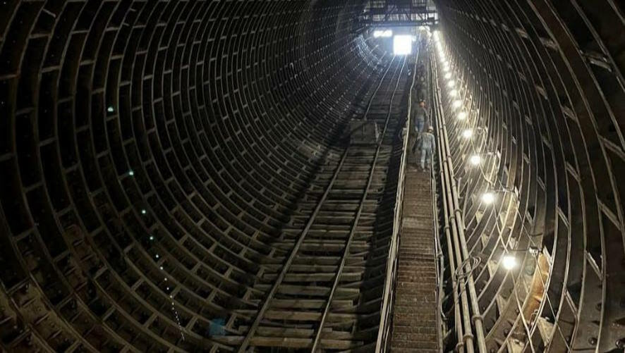 Первые две станции «коричневой» ветки обещают открыть в Петербурге до конца 2024 года