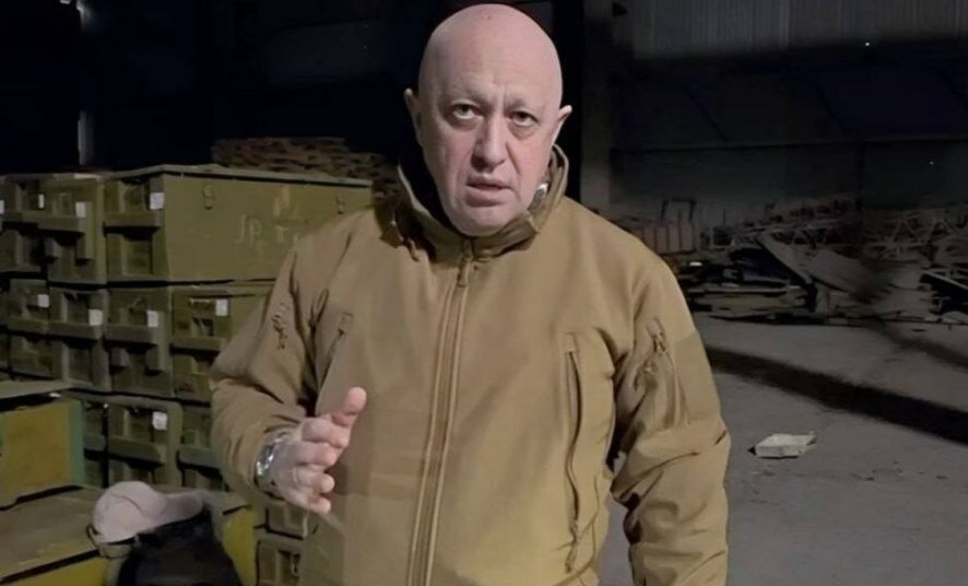 «Готов с себя снять награды и отдать им»: Пригожин о признании заслуг «обычных солдат» в СВО