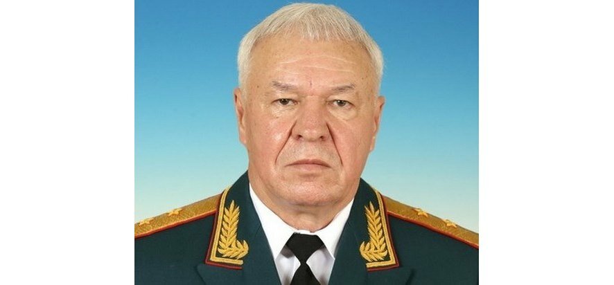 Начальник Генштаба и депутат Соболев: что могут скрывать два бывших командующих 58 общевойсковой армии