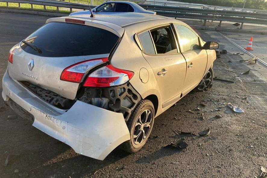 В Вологодской области полицейские во время погони открыли стрельбу по колесам нарушителя