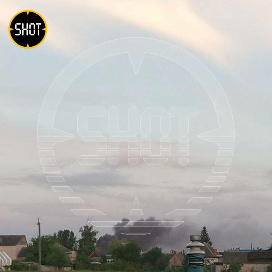 Завод «Премиксов № 1» попал под ракетную атаку в городе Шебекино Белгородской области