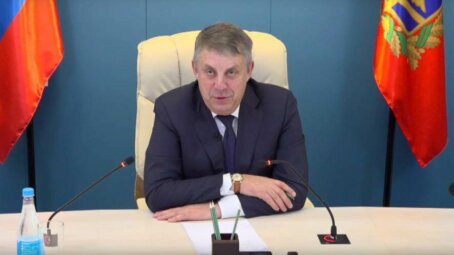 В результате отражения комбинированного удара произошло возгорание на объекте топливной инфраструктуры в Брянской области