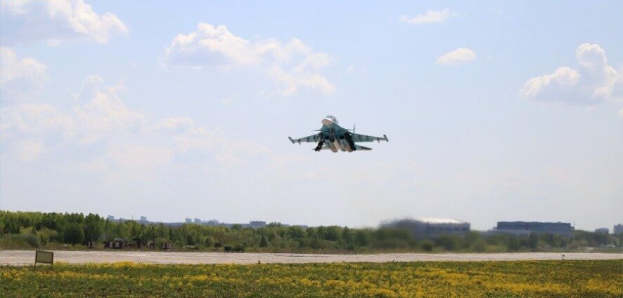 Рыбарь — об очередном ударе ВС РФ по аэродрому Долгинцево