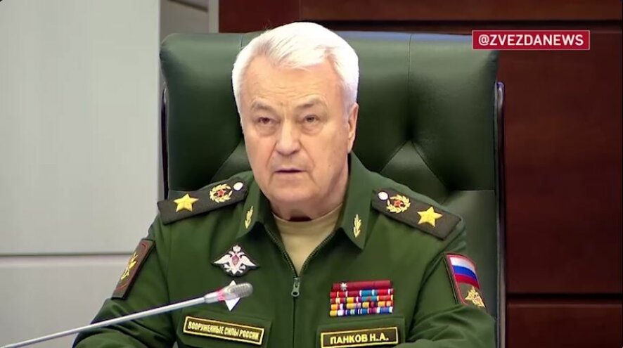 Панков провел селекторное совещание по вопросам комплектования Вооруженных сил контрактниками