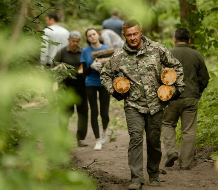 Роман Старовойт рассказал о попытке украсть дрова, заготовленные для бойцов СВО