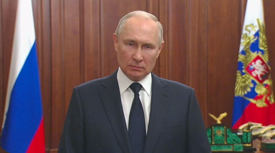 Президент России Владимир Путин прилетел в Абу-Даби