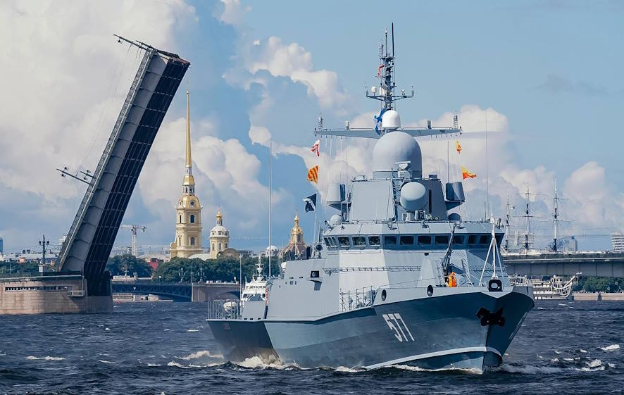 Праздник вмф в питере. Парад ВМФ В Санкт-Петербурге. Военно-морской парад 2023 в Санкт-Петербурге. Парад ВМФ В Санкт-Петербурге 2024. ВМФ парад СПБ 2023.