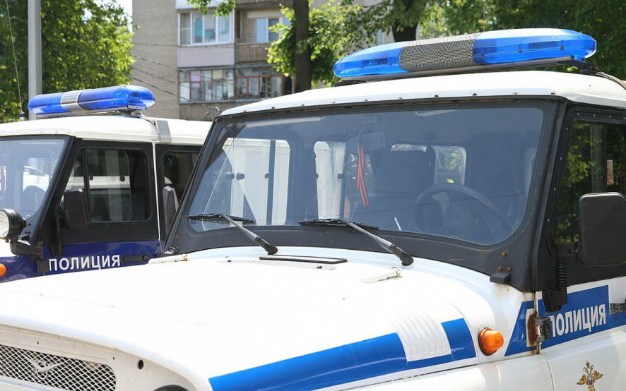 Мобилизованный, вооруженный автоматом, самовольно покинул воинскую часть в Белгородской области