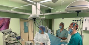 Редкую ползучую опухоль удалили хирурги Центра имени А.И. Бурназяна