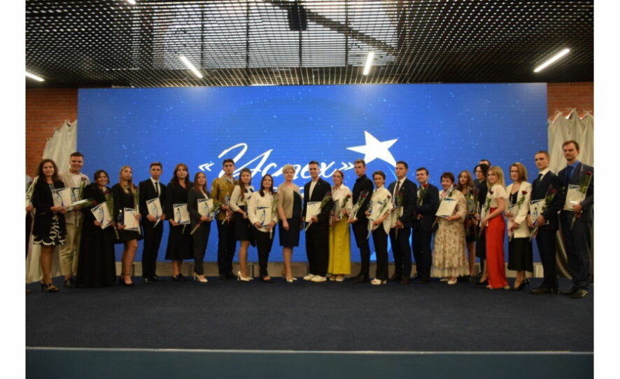 25 молодых саратовцев награждены премией главы муниципального образования «Город Саратов» «Успех»