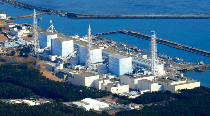 Япония начала сброс третьей партии воды с АЭС «Фукусима-1»