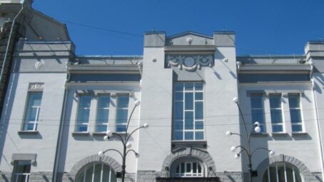 Временное использование опереттой исторического здания ТЮЗа пройдет без ущерба для зрителей и творческих коллективом