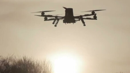 Сегодня ночью в результате атаки беспилотников произошел пожар на нефтебазе в пгт Энем Тахтамукайского района