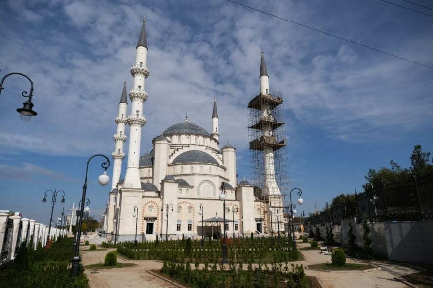 Первое богослужение в Соборной мечети в Симферополе предварительно запланировано на 8 декабря — Аксенов
